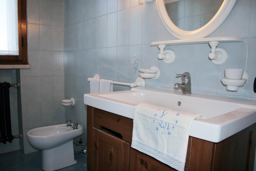 Gasthaus Agriturismo Corte Ponte Dei Tedeschi Ostiglia Zimmer foto